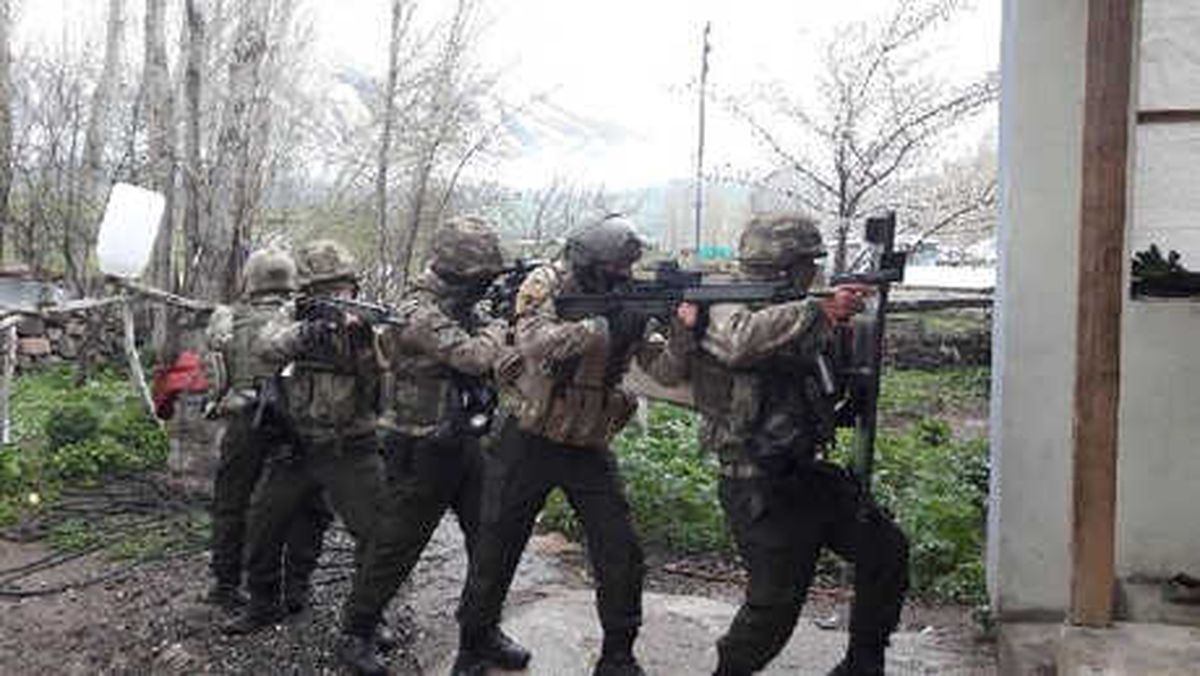 Van\'da PKK Operasyonu: 6 Gözaltı