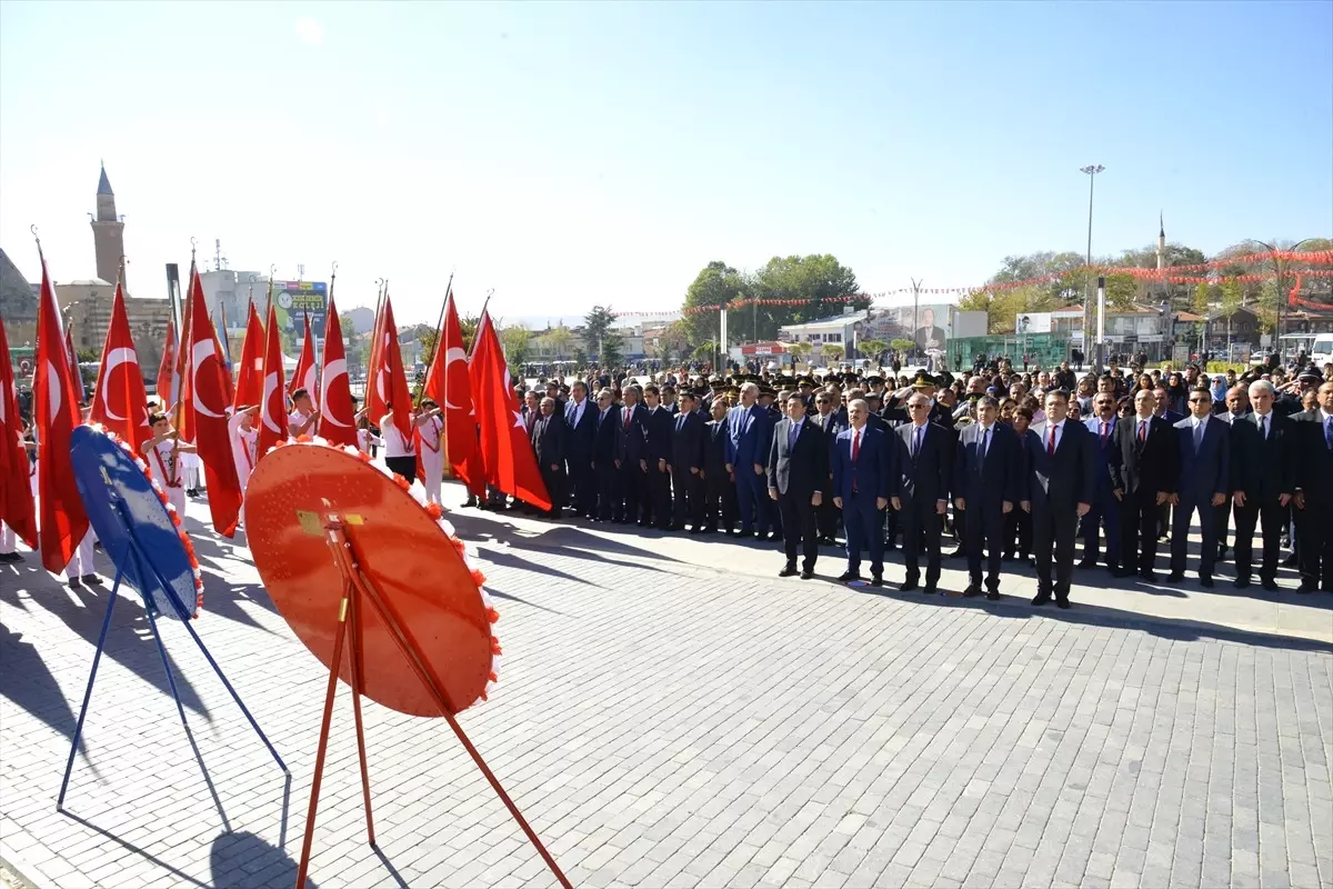 29 Ekim Cumhuriyet Bayramı Kutlanıyor