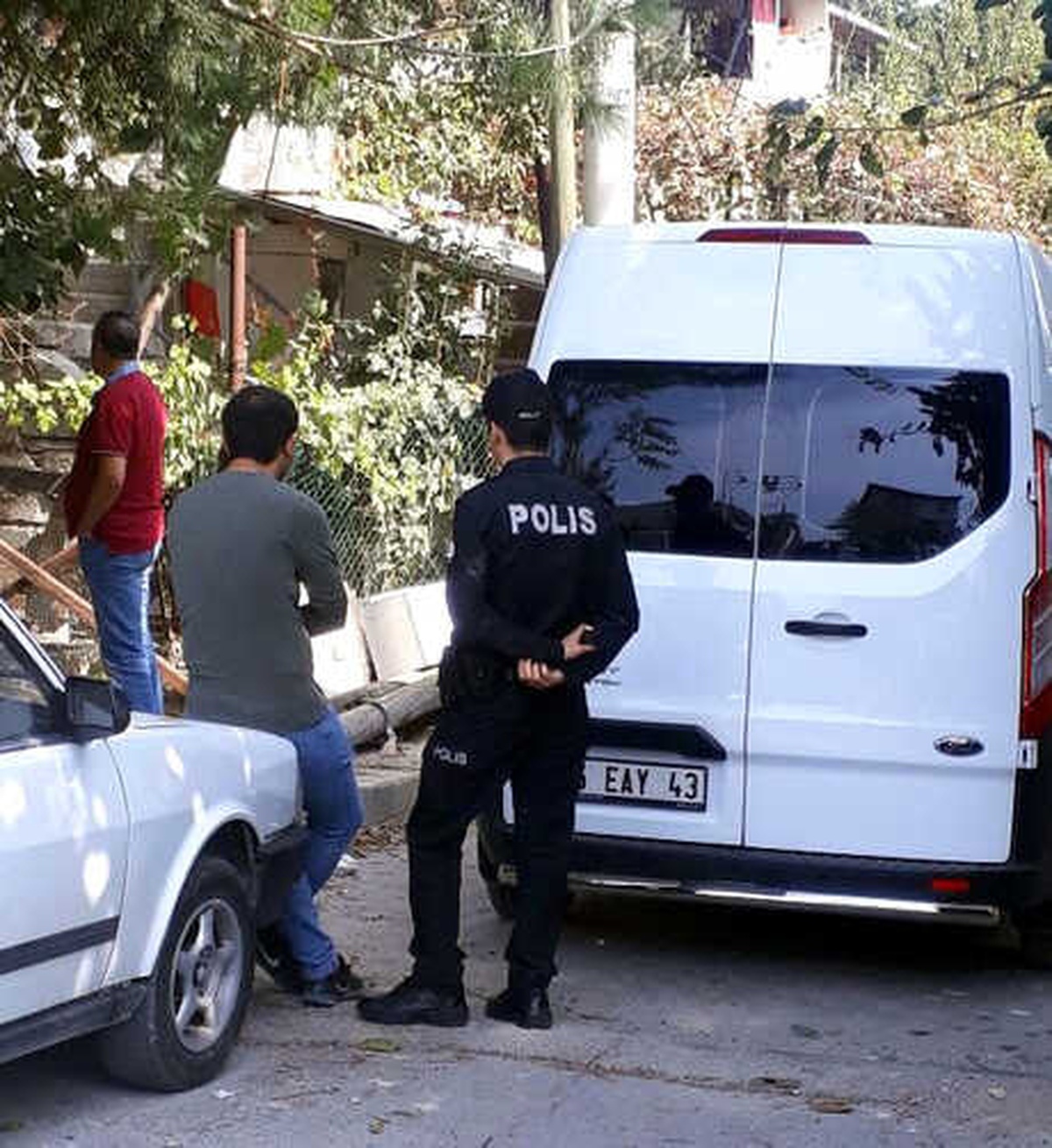 3 Çocuk Annesi Havva\'yı Babasıyla Aşk Yaşadığı İçin Öldürmüş