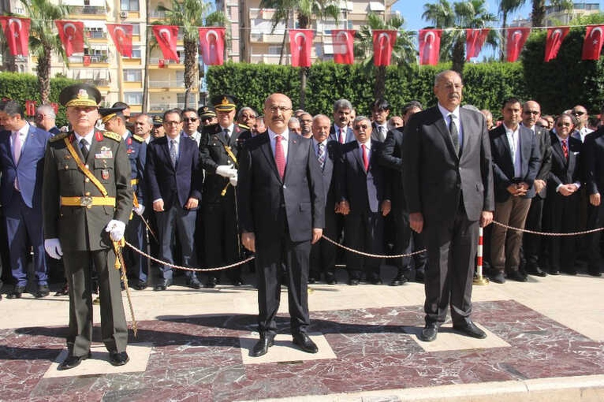 Adana\'da Cumhuriyet Bayramı Kutlamaları