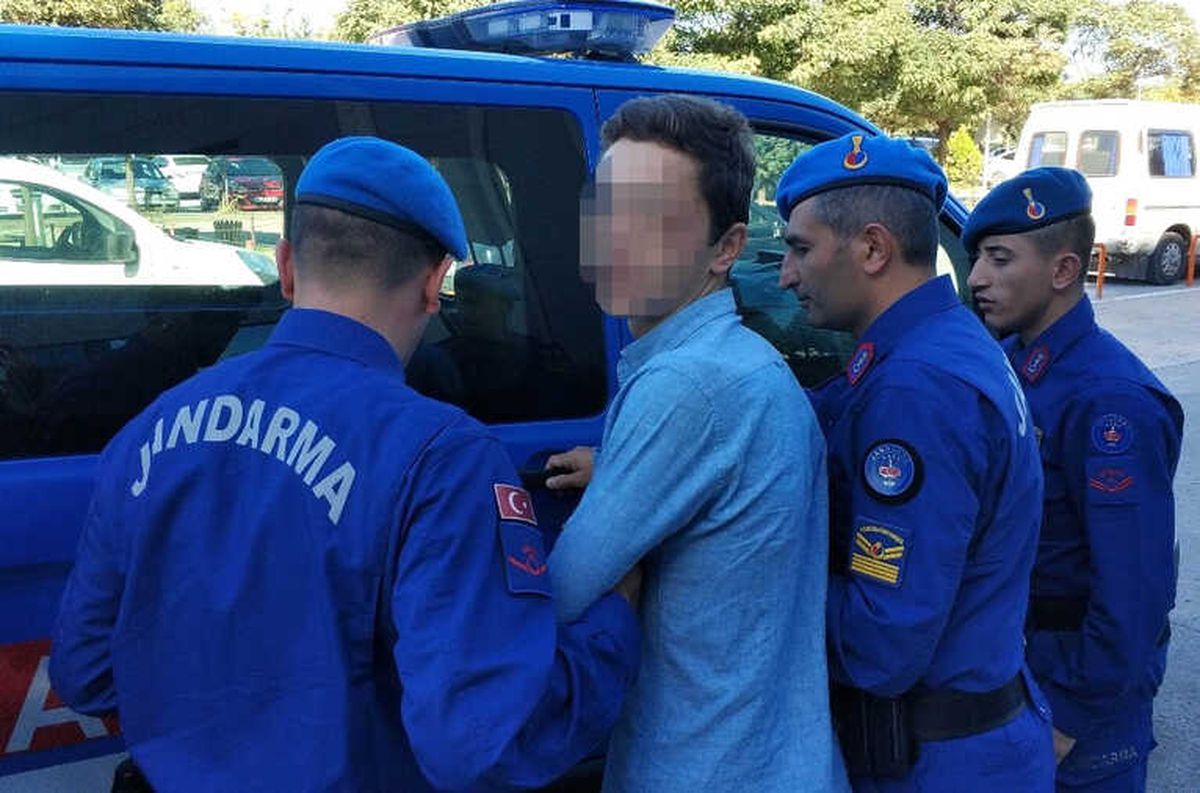 Asker Eğlencesinde Kazara 2 Kişiyi Vuran Genç Adliyeye Sevk Edildi