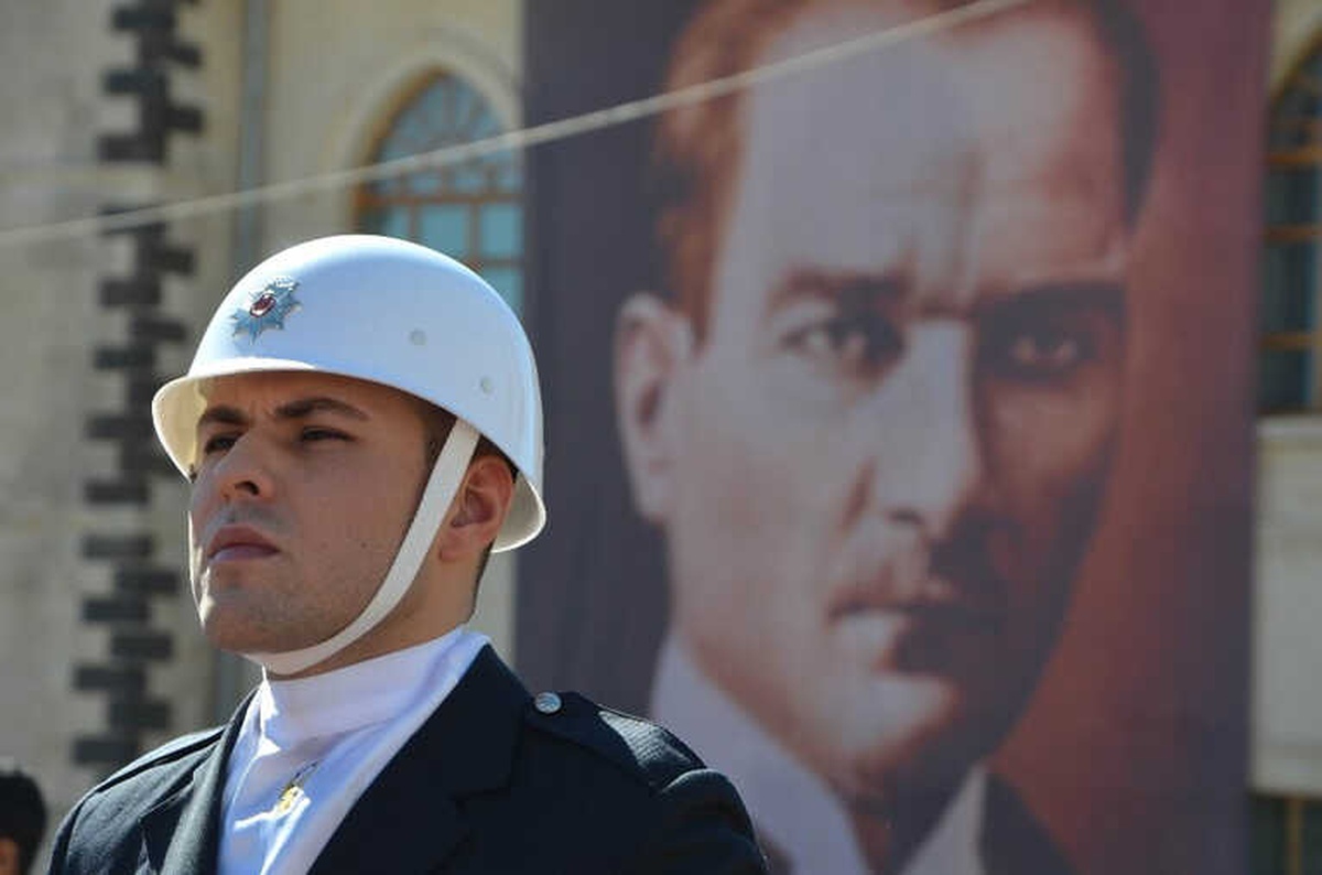 Atatürk\'ün Kilis\'e Gelişinin 100. Yıldönümü ve Cumhuriyet Bayramı Kutlamaları