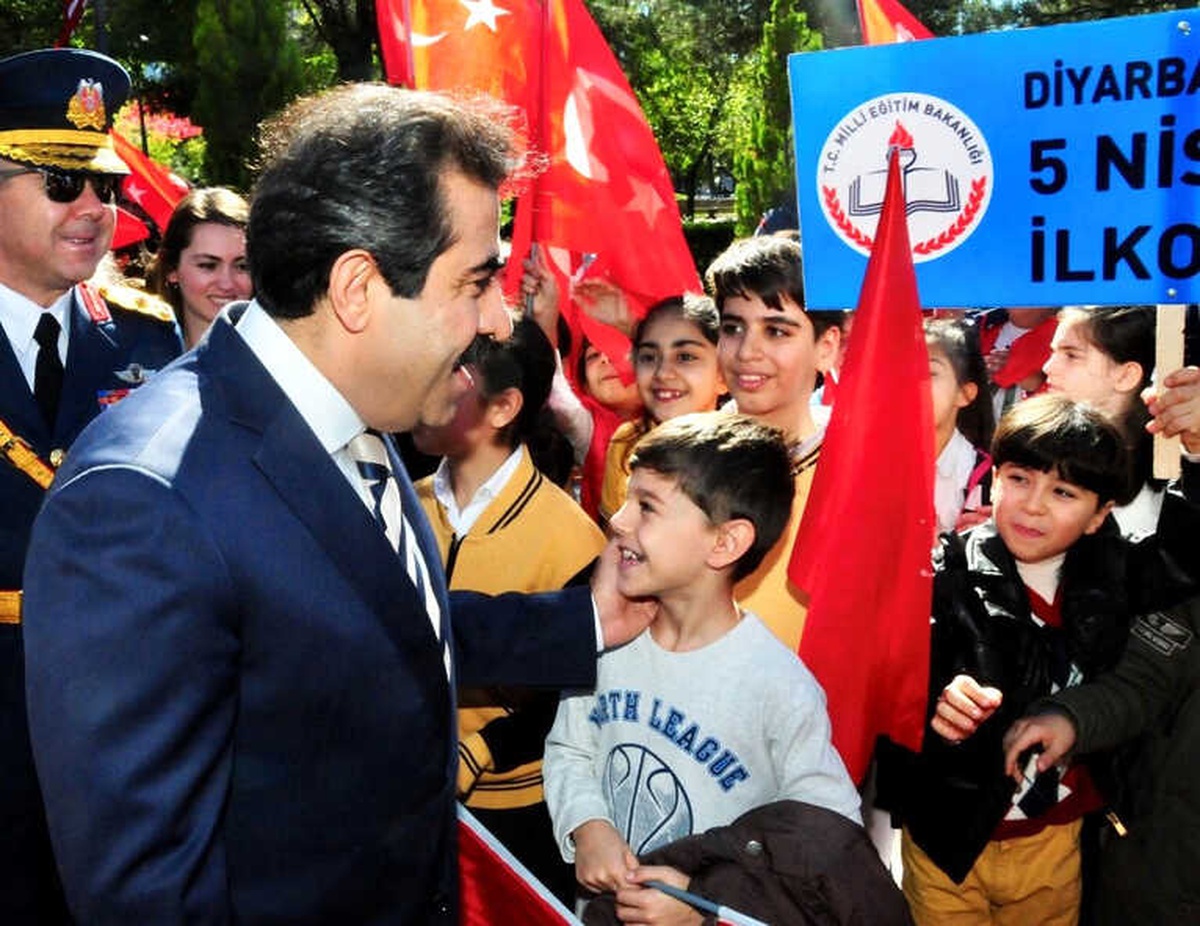 Diyarbakır\'da 29 Ekim Cumhuriyet Bayramı Kutlamaları