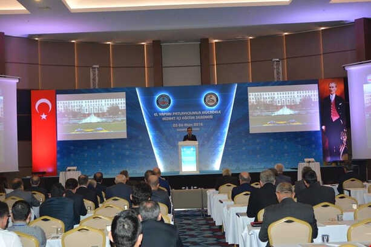 Kuşadası\'nda El Yapımı Patlayıcılarla Mücadele Semineri