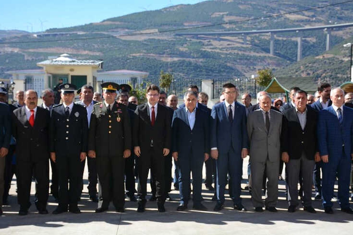 Nurdağı\'nda 29 Ekim Cumhuriyet Bayramı Töreni