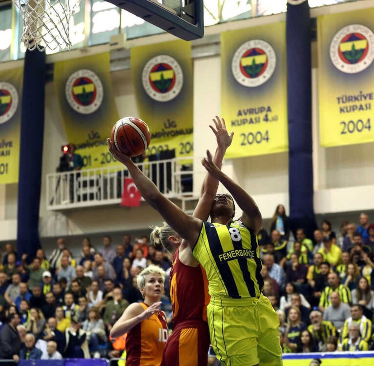 Pota Derbisini Fenerbahçe Kazandı