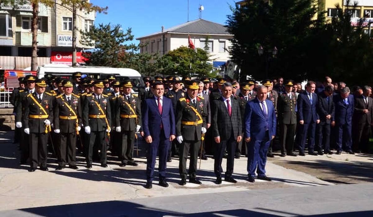 Tatvan\'da 29 Ekim Cumhuriyet Bayramı