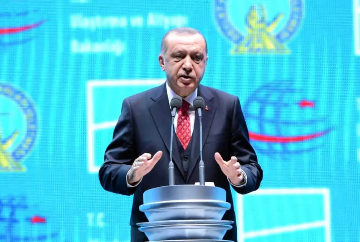 Cumhurbaşkanı Recep Tayyip Erdoğan, Yeni Havalimanının Adının "İstanbul" Olduğunu Açıkladı.