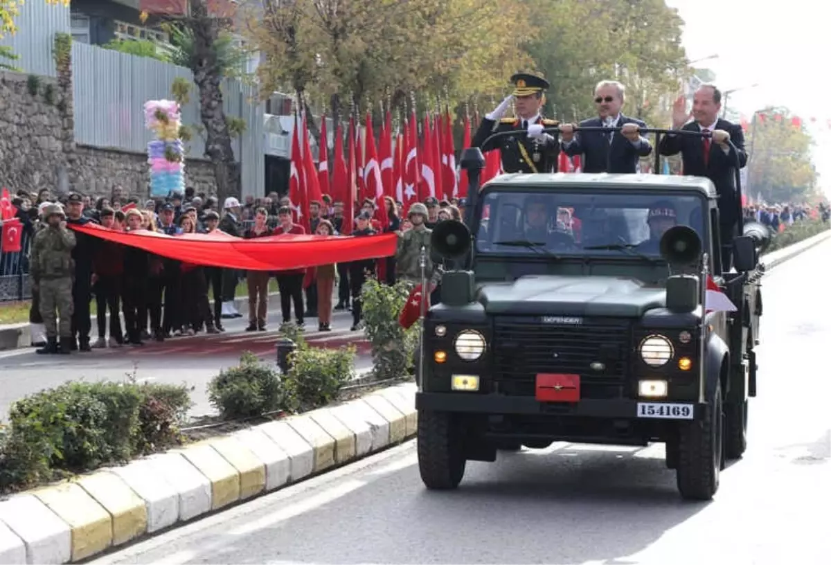 Edirne\'de Cumhuriyet Bayramı Coşkuyla Kutlandı