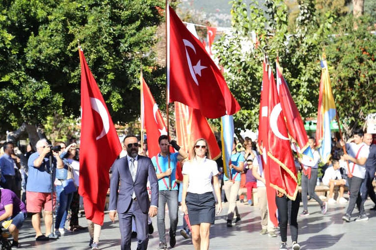 Kaş\'ta 29 Ekim Kutlaması