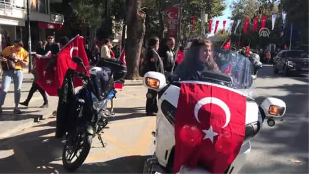 Motosiklet Kulübü Konvoyu 15 Temmuz Şehitler Köprüsü\'nden Geçti