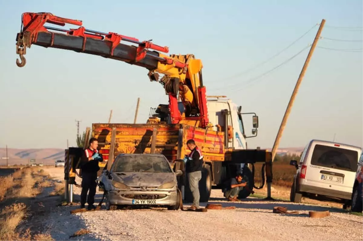 Otomobili Cesedinden 3 Ay Sonra Sulama Kanalında Bulundu