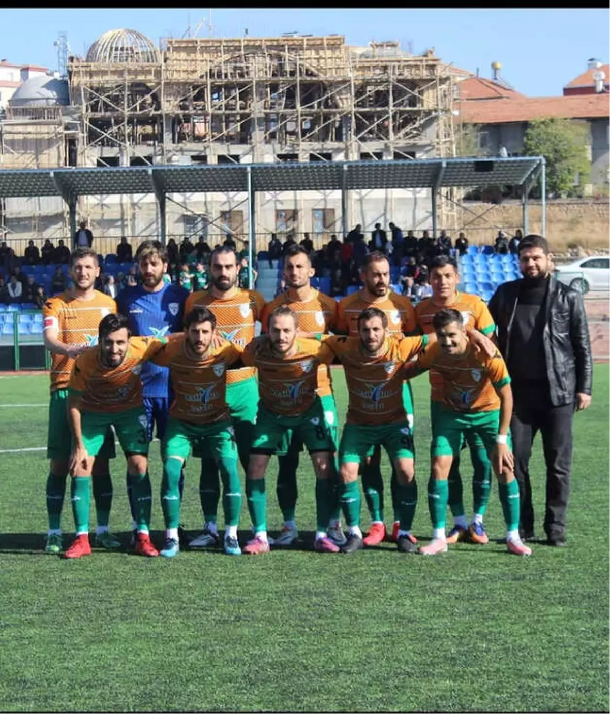 Yeşilyurt Belediyespor\'da Galibiyet Sevinci