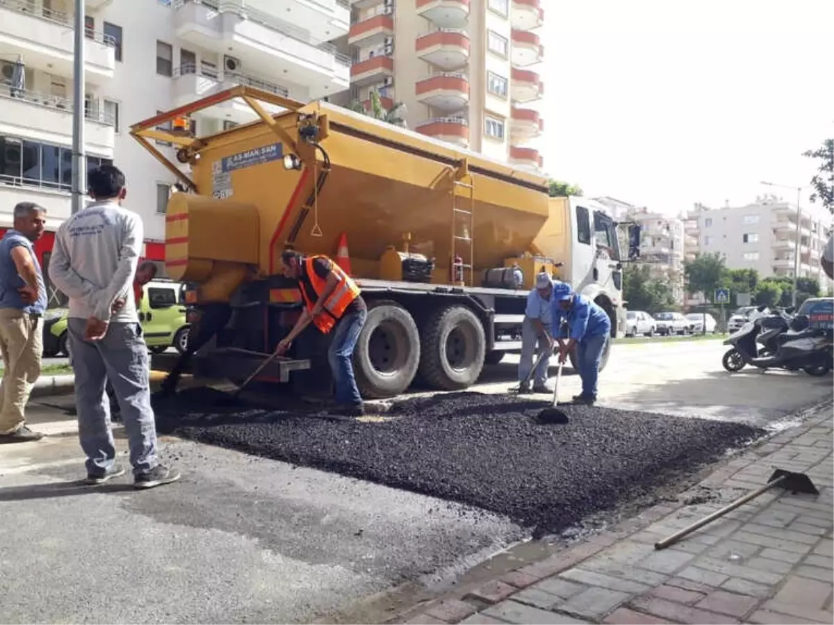 Asat Bakım Onarım Yapıyor