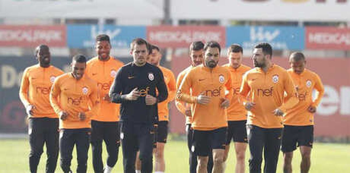 Galatasaray\'a Derbi Öncesi Belhanda ve Linnes Müjdesi!