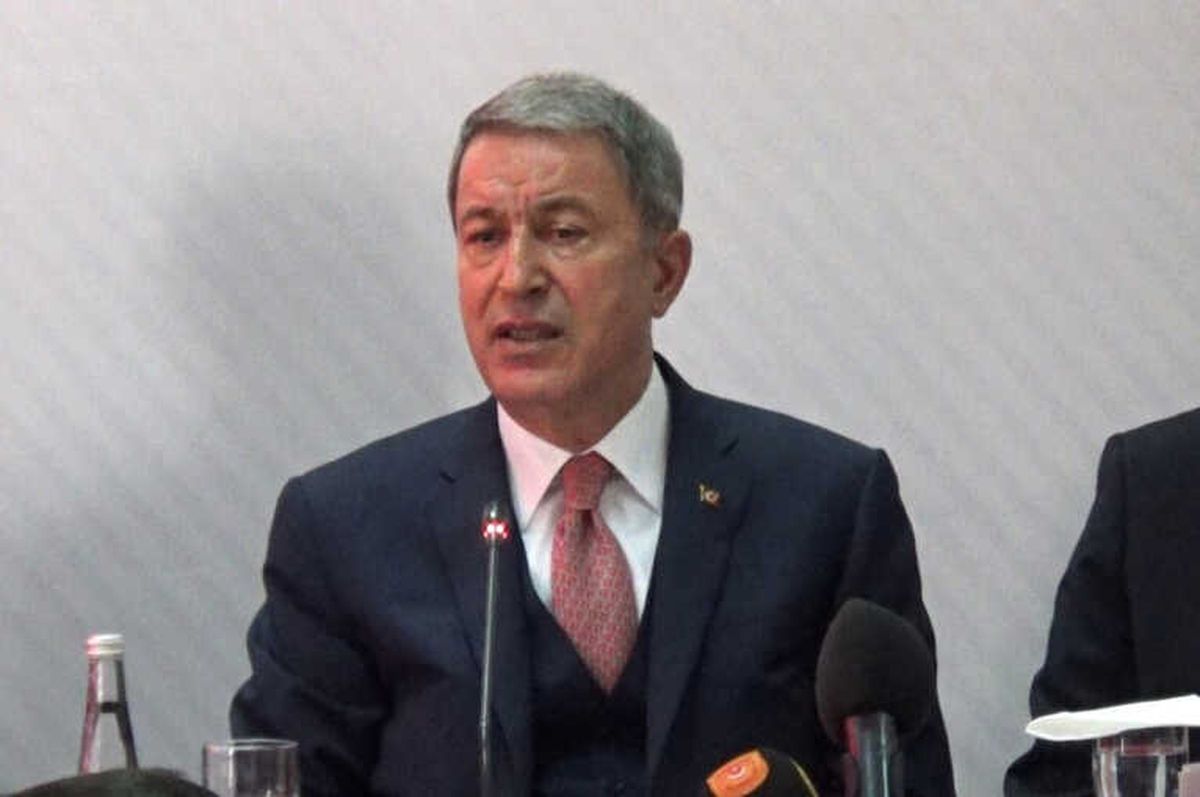 Hulusi Akar: "Münbiç\'e Gerçek Münbiçliler Hakim Olacak"
