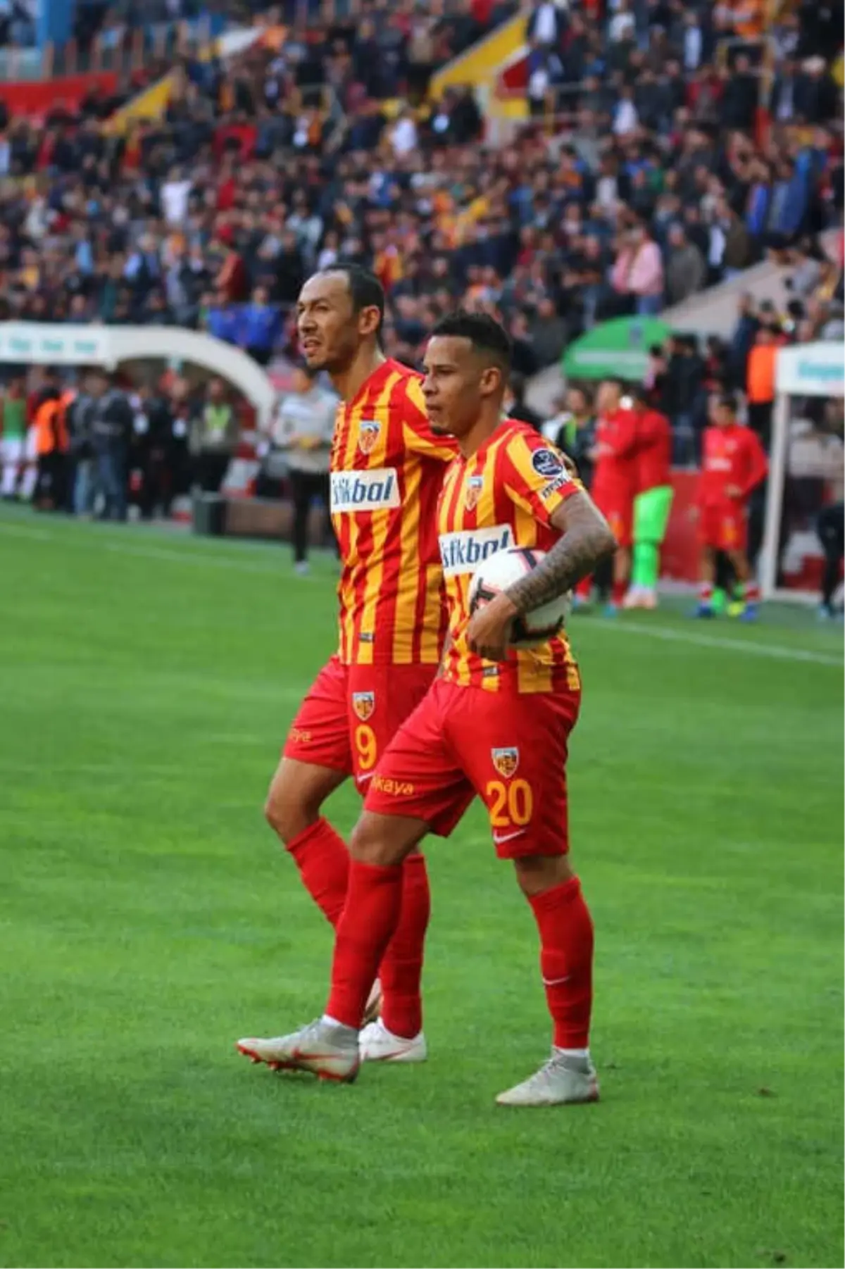 Kayserispor\'da En Golcü Oyuncu Chery