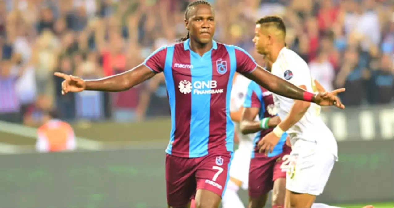 Trabzonspor\'un Kolombiyalı Forveti Hugo Rodallega, Güney Amerika\'ya Dönmek İstiyor