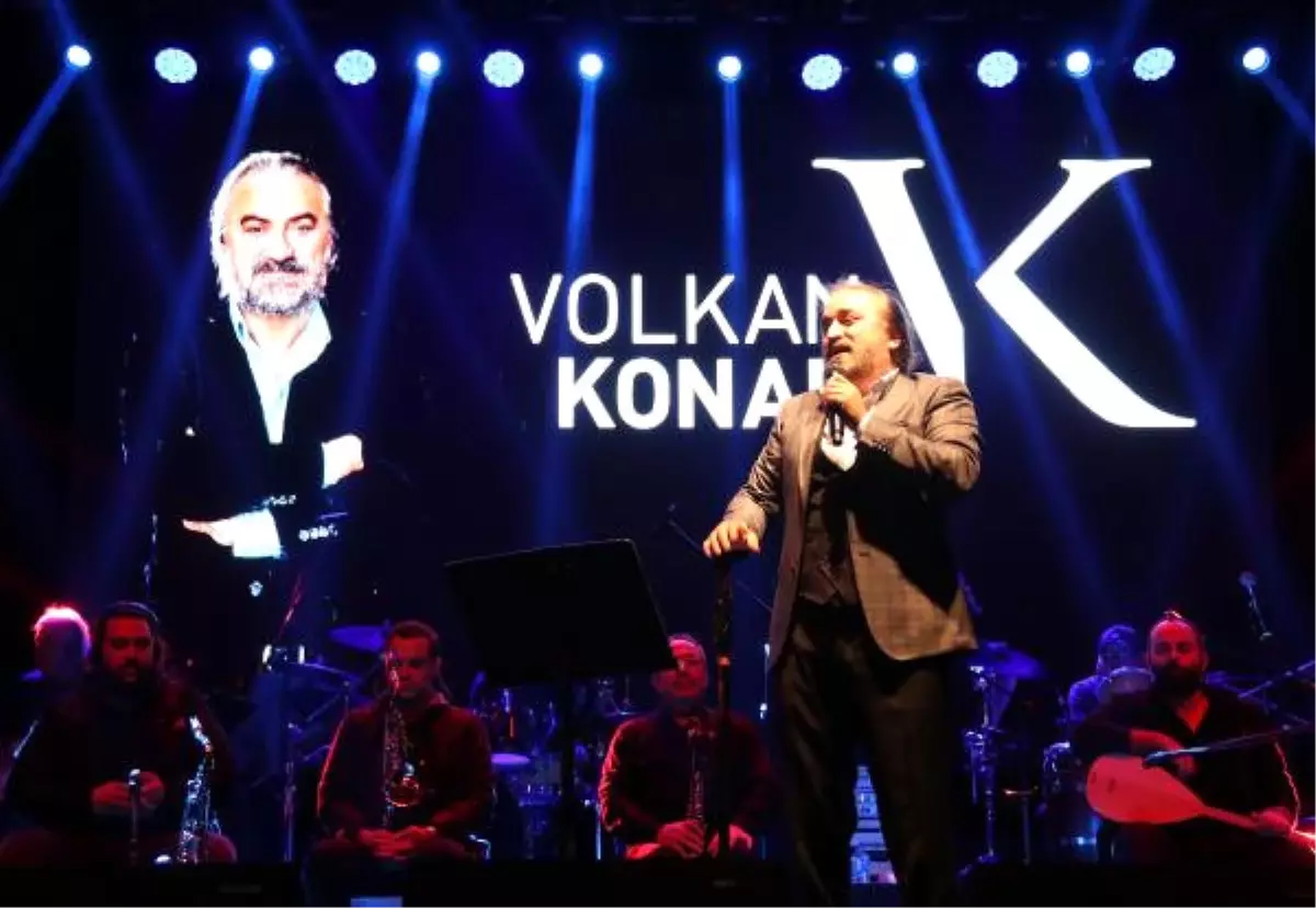 Volkan Konak: Atatürk\'ü Sevmeyen Adamla Ahbaplık Edemem