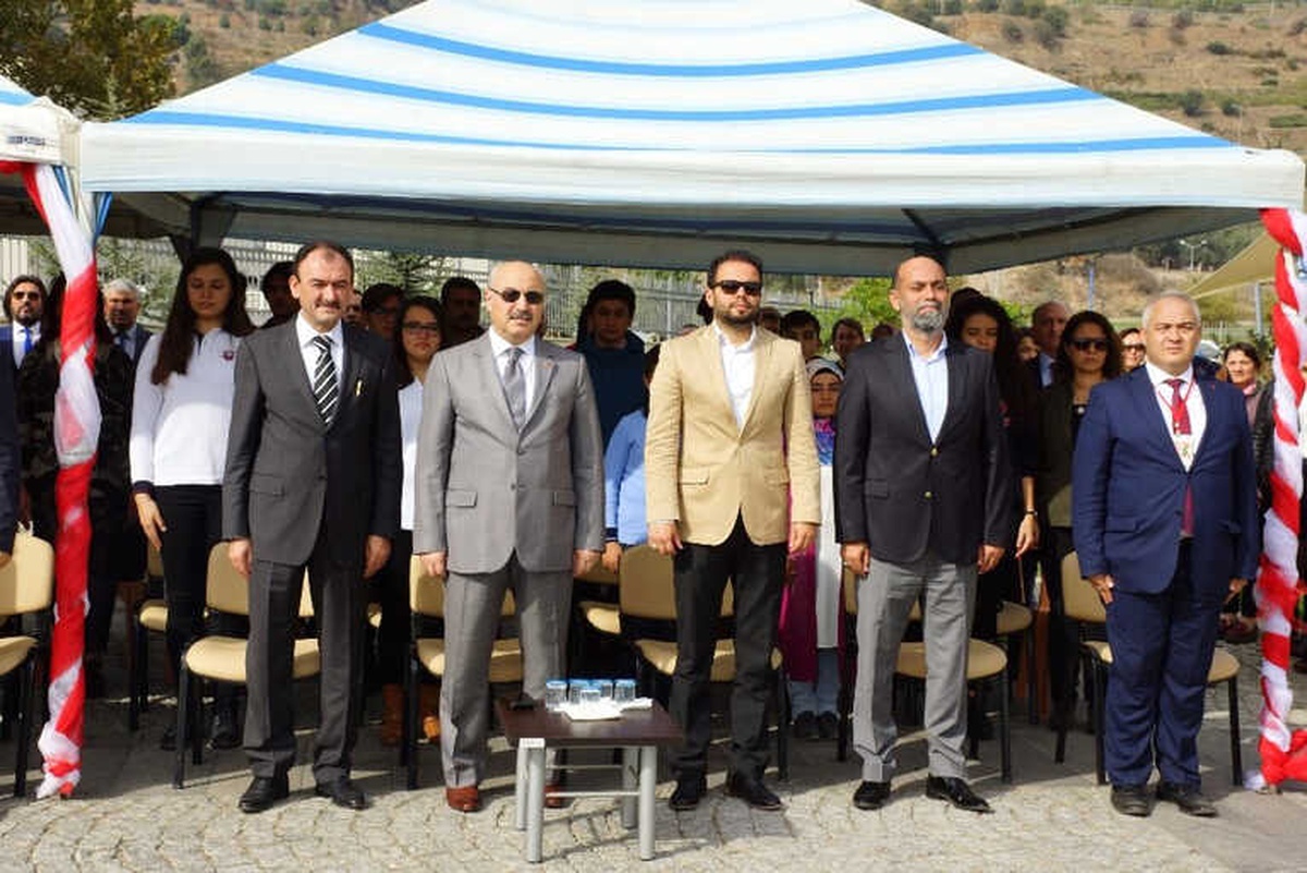 Aydın\'da Bilim Şenliği\'nin Açılışı Yapıldı