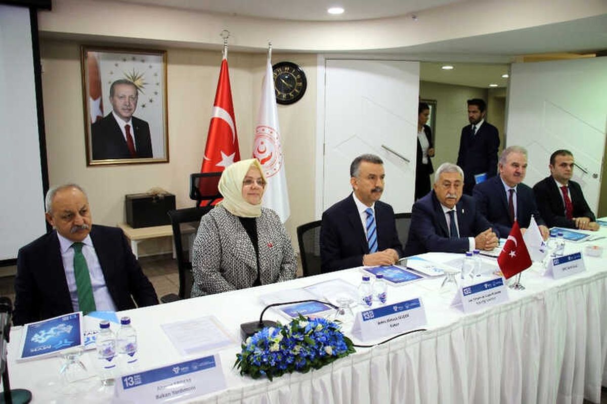 Bakan Selçuk: "Türkiye\'nin Hedeflerine Ulaşması Vatandaşlarımızın Daha Fazla İşgücüne Katılımı ile...