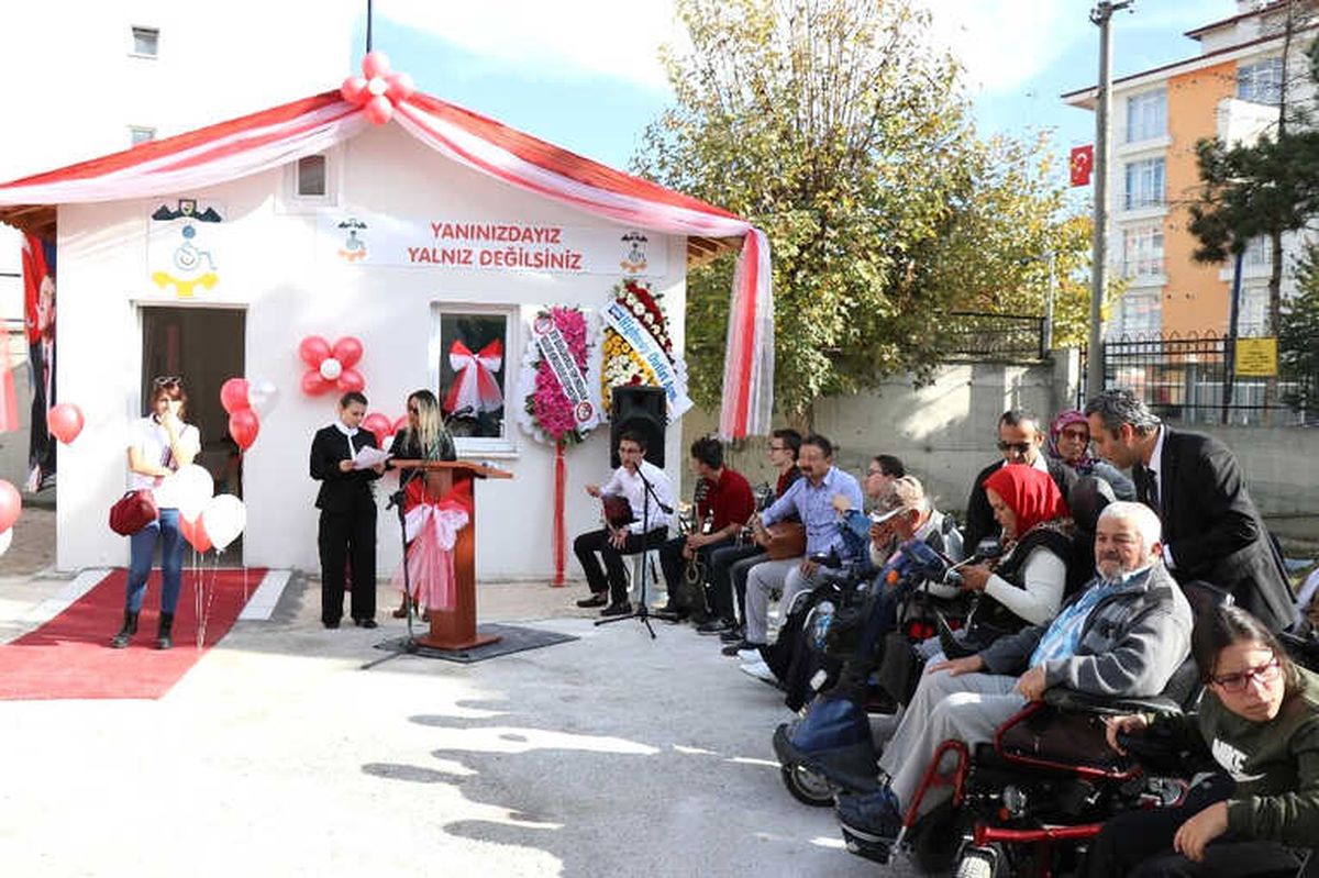 Bolu\'da, Engelli Vatandaşların Araçları İçin \'Engelsiz Tamirhane\' Kuruldu