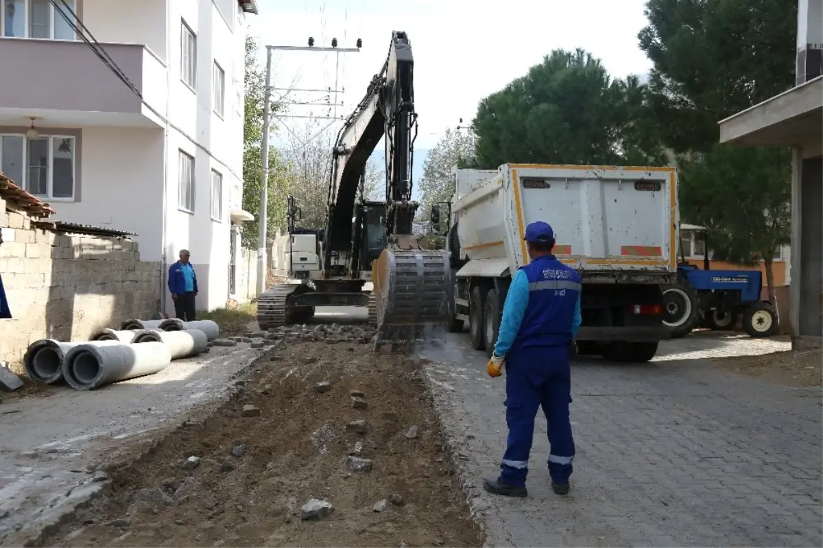 Büyükşehir Üç Mahalleyi Daha Kanalizasyon Altyapısına Kavuşturuyor