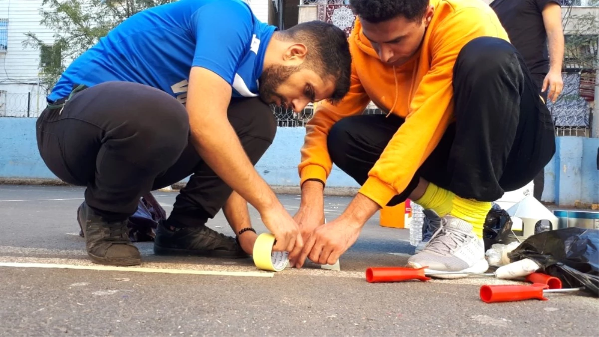 Dicle Üniversitesi Besyo Öğrencilerinden Örnek Davranış