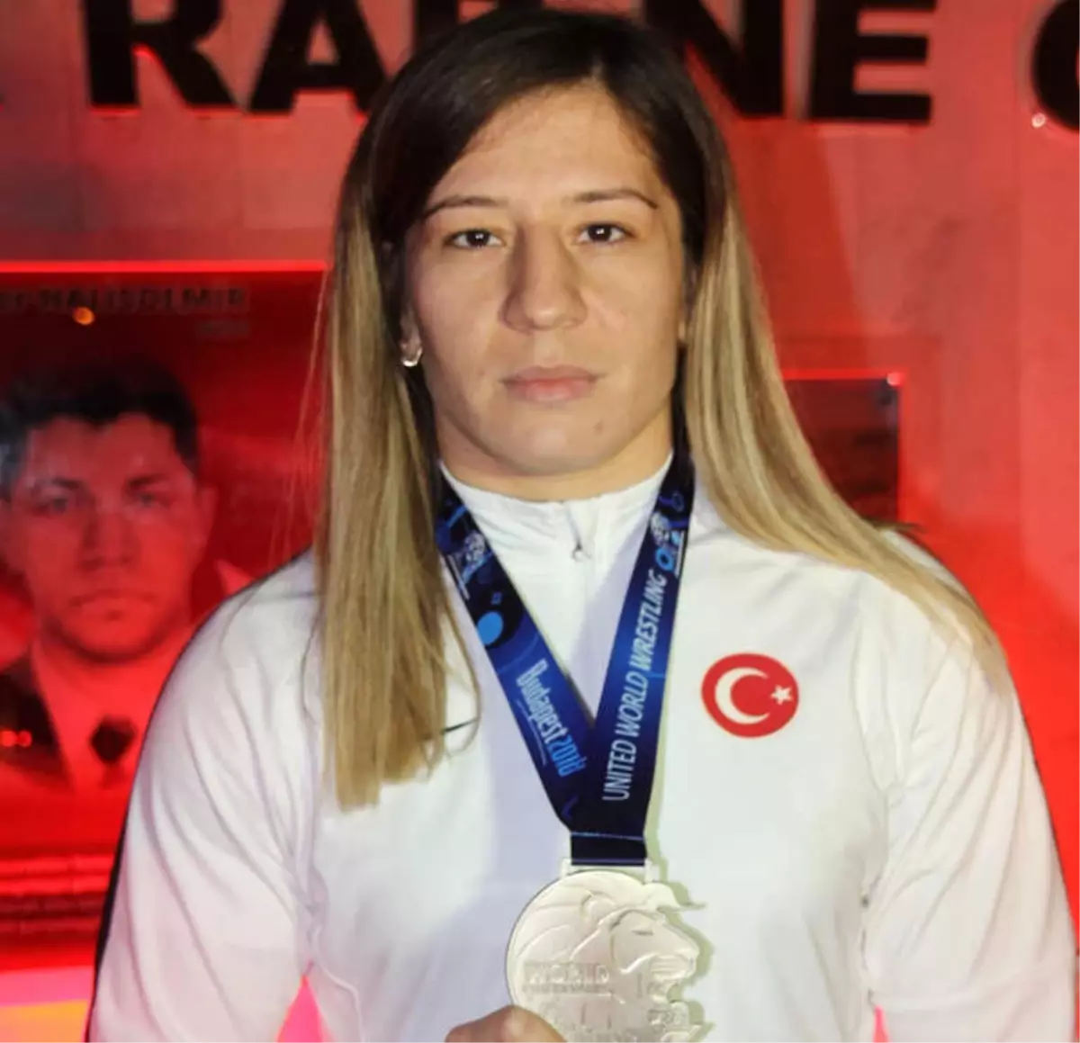 Dünya İkincisi Yasemin Adar\'a Fair-Play Ödülü