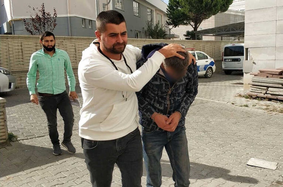 Evinde Uyuşturucu ile Yakalandı