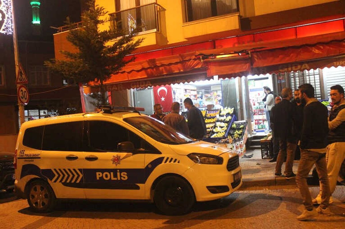 Eyüpsultan\'da Silahlı Market Soygunu