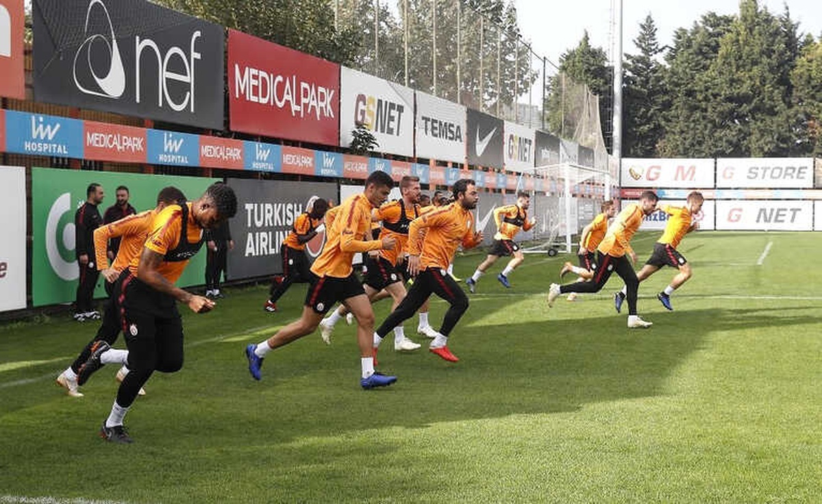 Galatasaray\'da Derbi Hazırlıkları Sürüyor