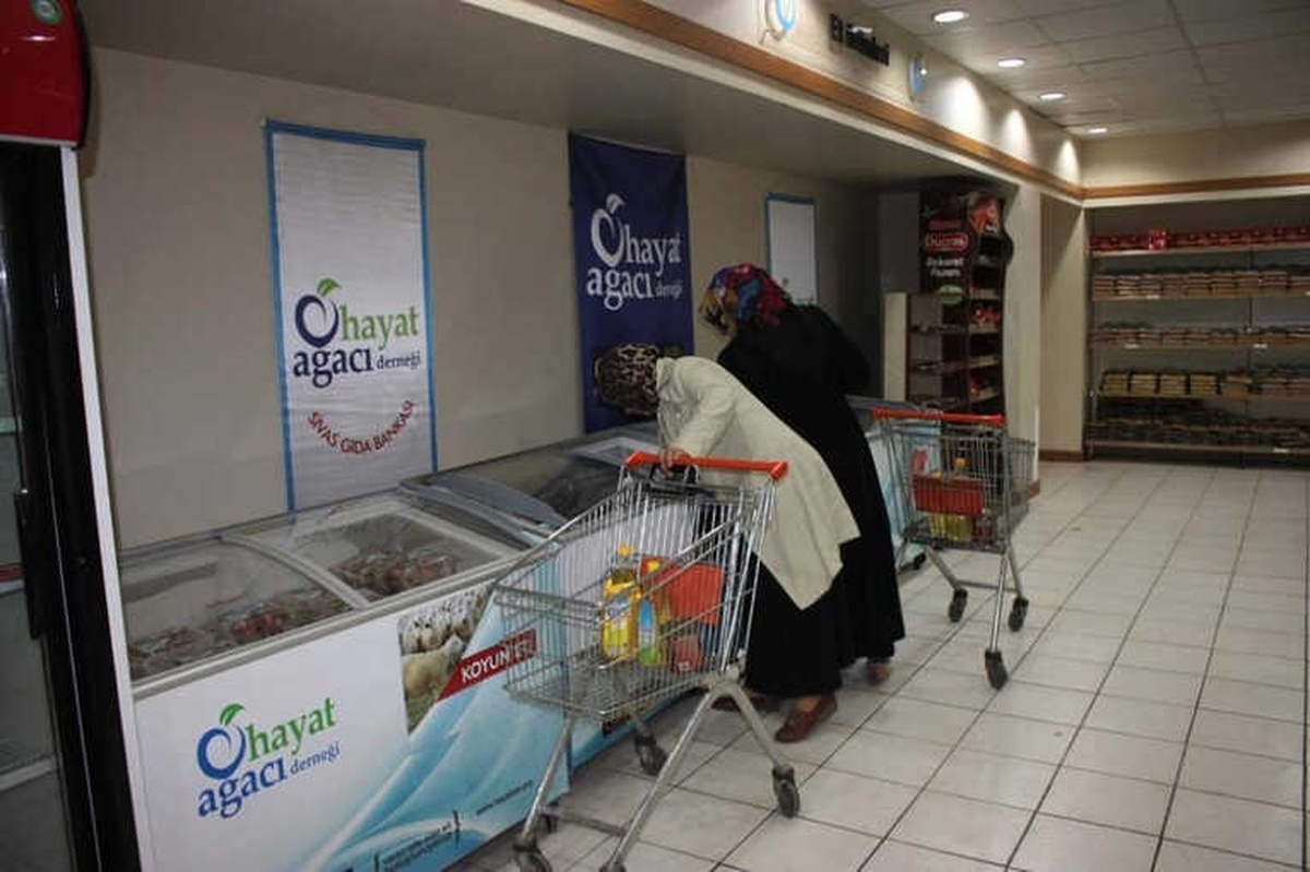 Gıda Bankası Yardımlarını Sürdürüyor