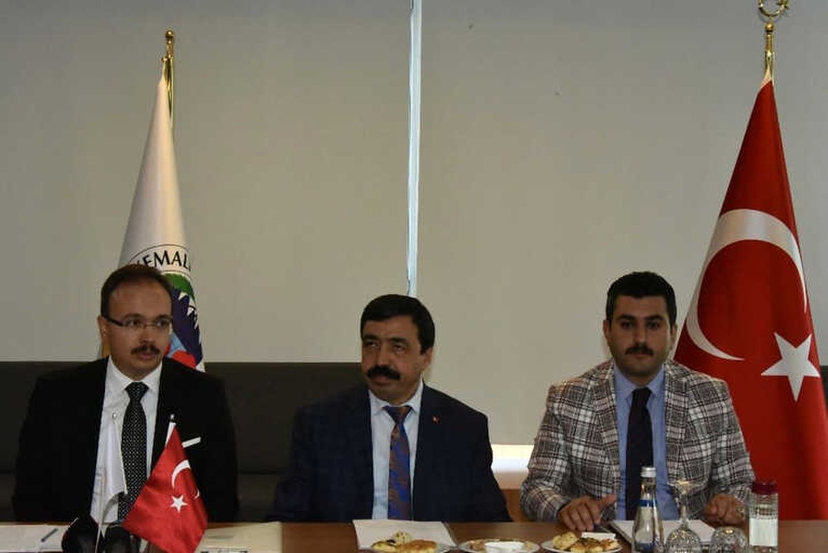 Kemalpaşa\'ya Üniversite Müjdesi