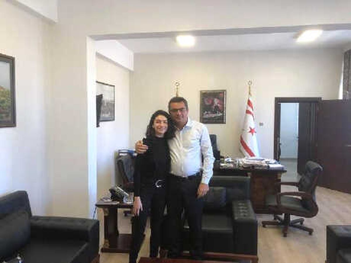 KKTC Başbakanı Erhürman, Ödüllü Oyuncu Ergüçlü\'yü Kabul Etti