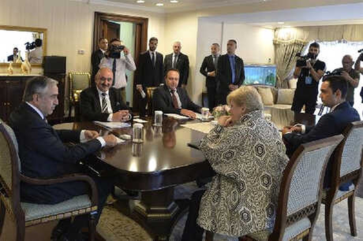 KKTC Cumhurbaşkanı Akıncı, BM Yetkilisi Luke ile Görüştü
