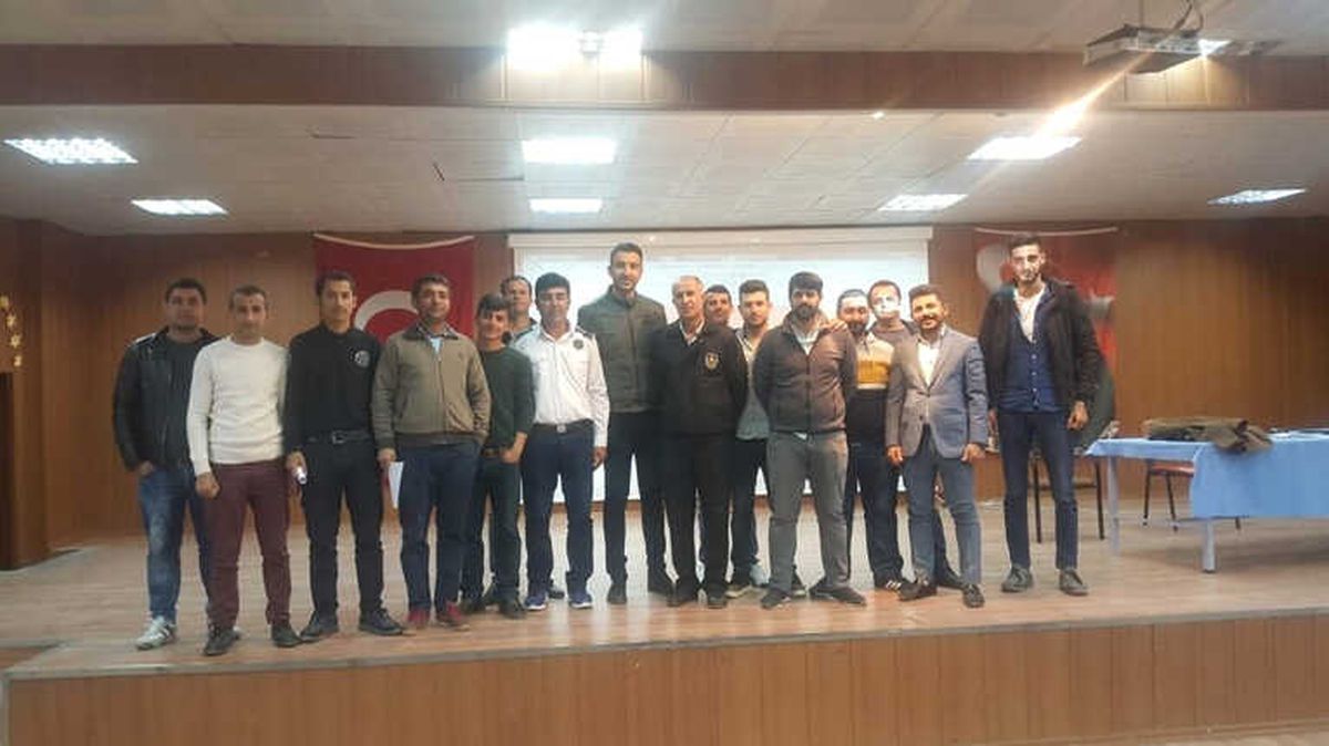 Kulp\'ta, Okullarda Görevli Özel Güvenlik Görevlileri Eğitime Alındı