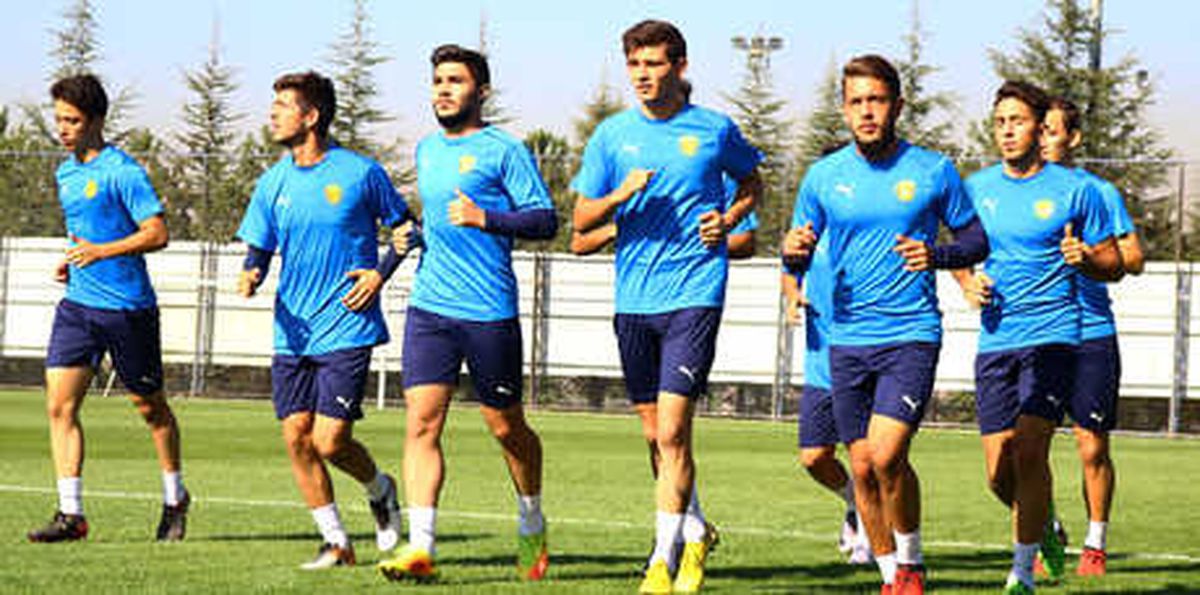 Ankaragücü\'nde Mutlu Son! Antrenman Sahası Yenilendi...