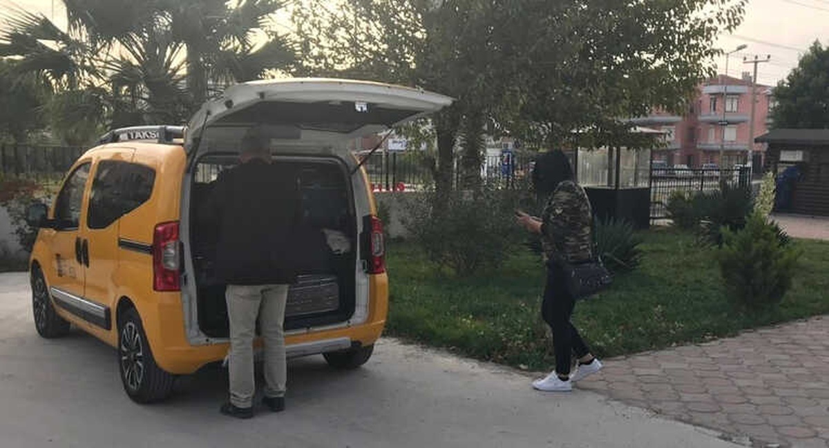 Ayvalık\'ta Jandarma Fuhşa Geçit Vermedi
