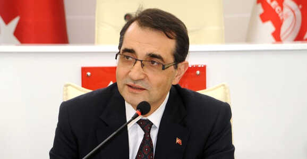 Bakan Fatih Sönmez: "İkinci sondaj gemimizi almak üzereyiz."