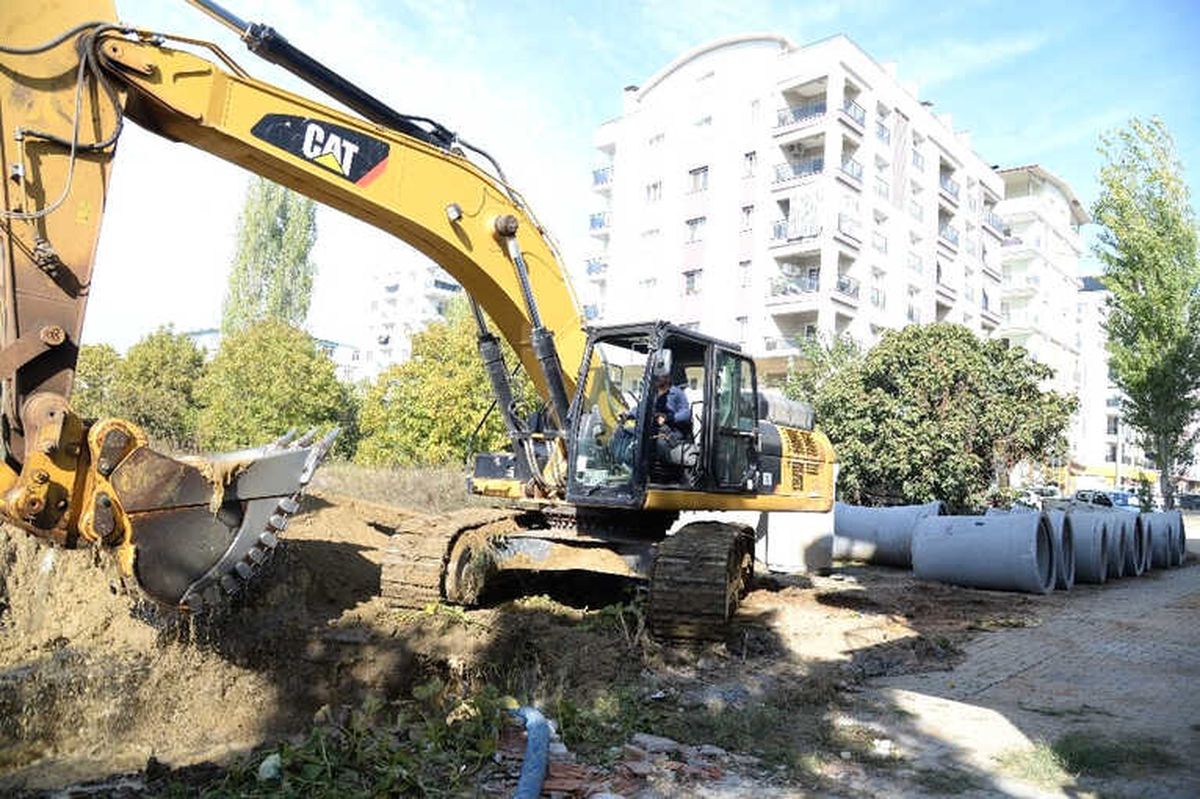 Başkan Çerçioğlu\'ndan İncirliova\'nın Yağmur Suyu Sorununa Çözüm