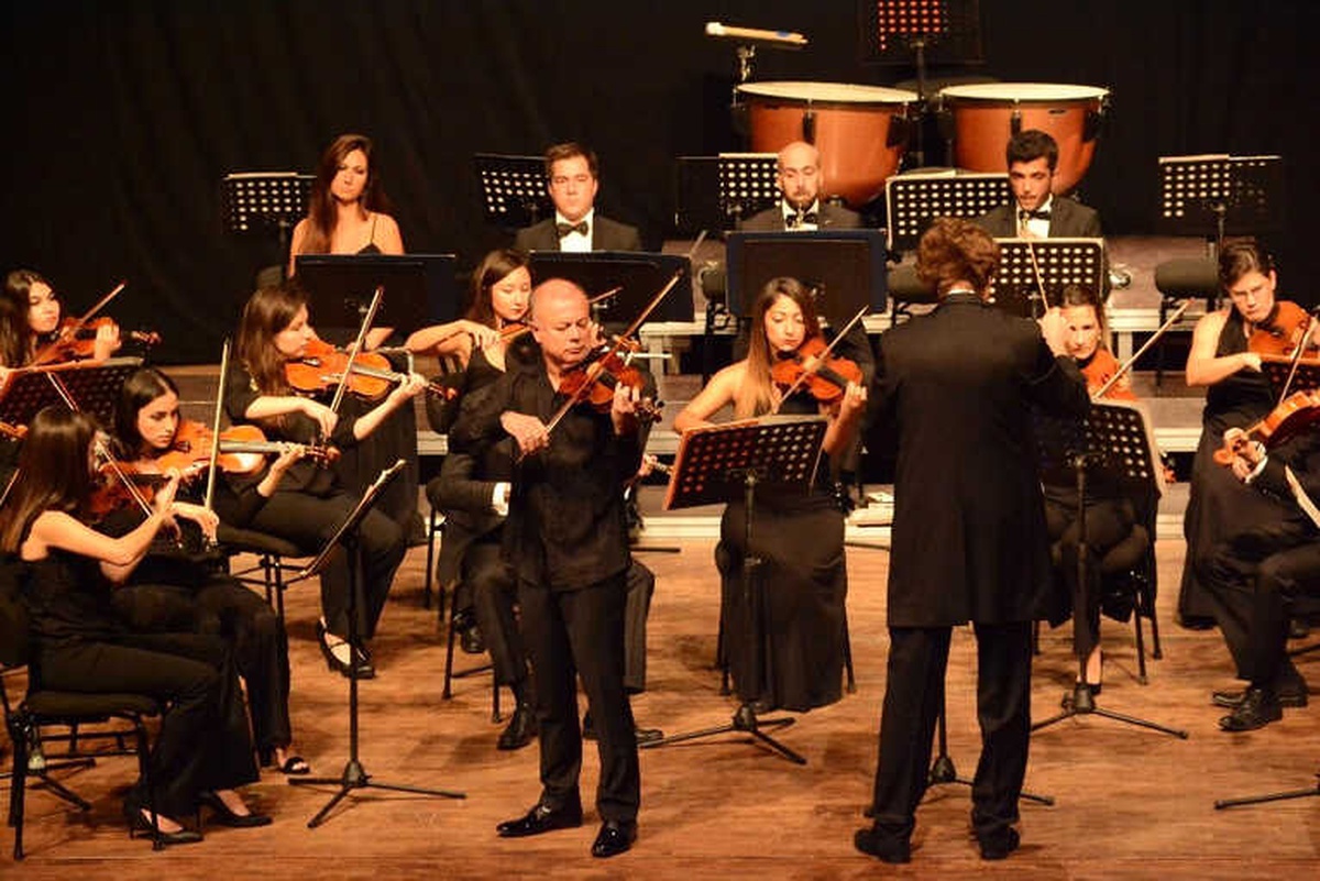 Büyükşehir Orkestrası Sezonu Mozart ve Beethoven ile Açtı