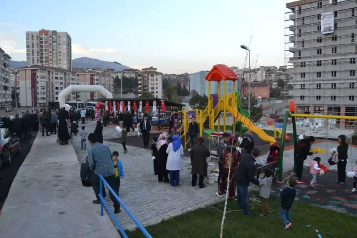 Ergenekon Mahallesi\'nde Park Açılışı Yapıldı