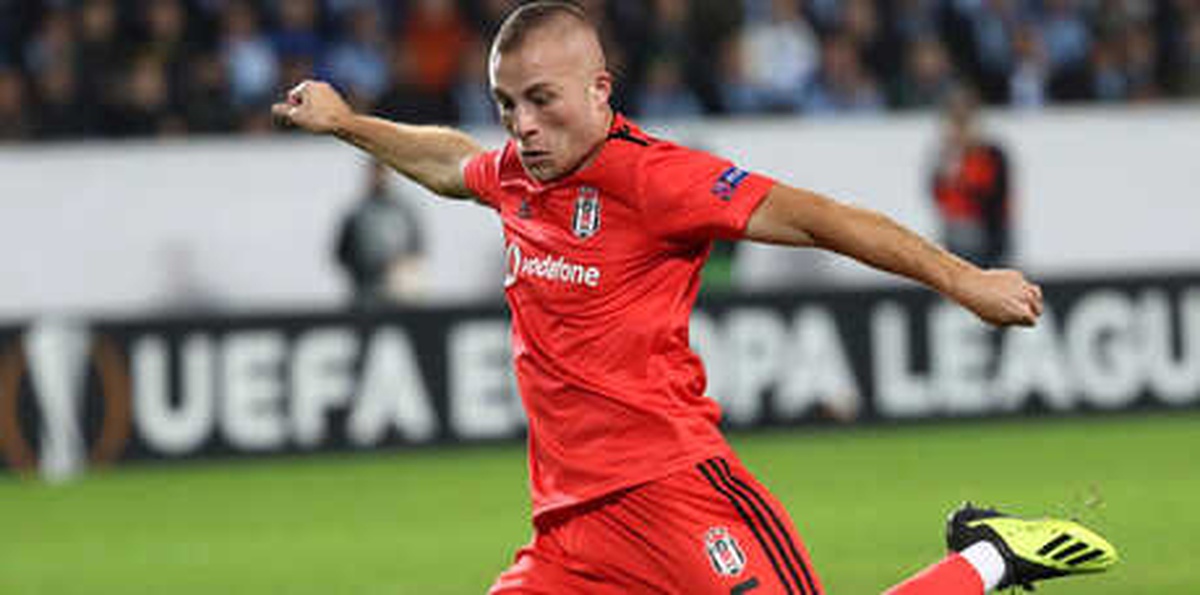 Gökhan Töre\'nin Futbol Hayatı Tehlikede