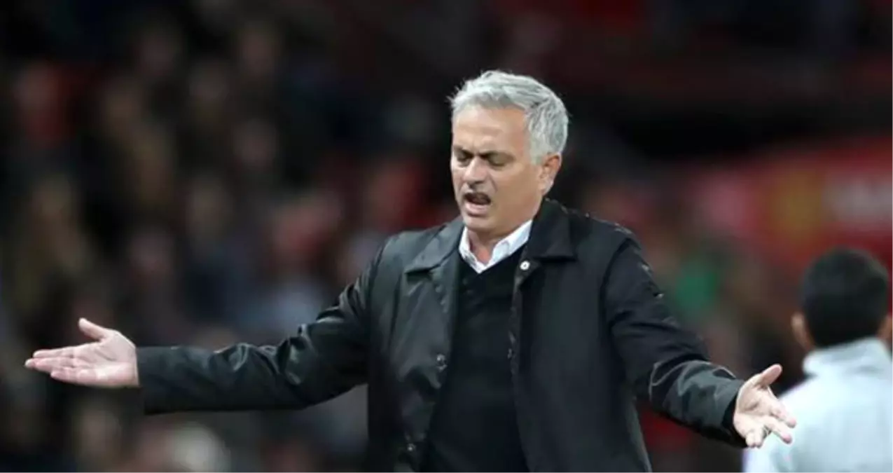 Manchester United Yönetimi, 110 Milyon Euro Transfer Bütçesi İsteyen Mourinho\'nun İsteğini Reddetti