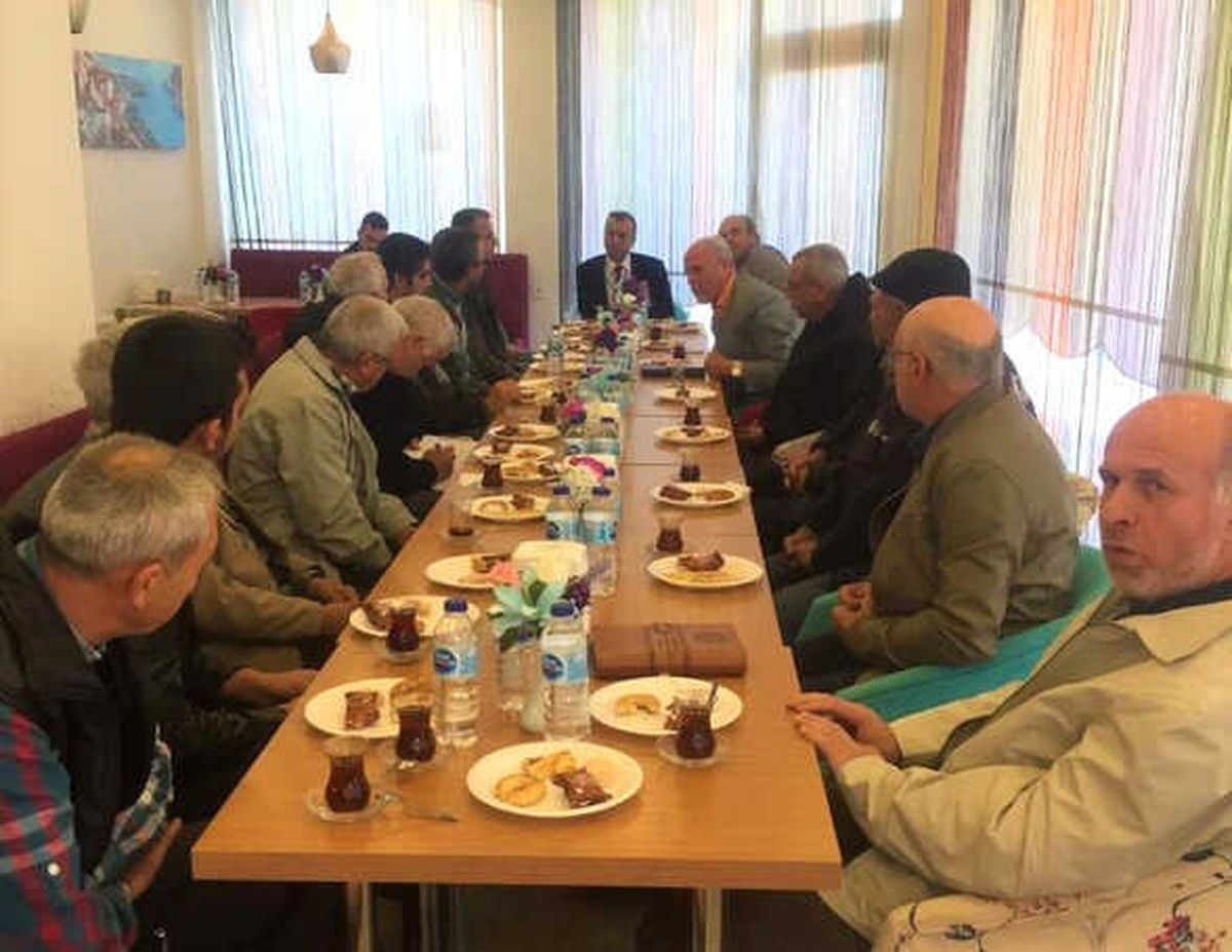 Meşe Balı ve Meşe Propolisi Coğrafi İşaret Tescil Belgesi Konulu Toplantı