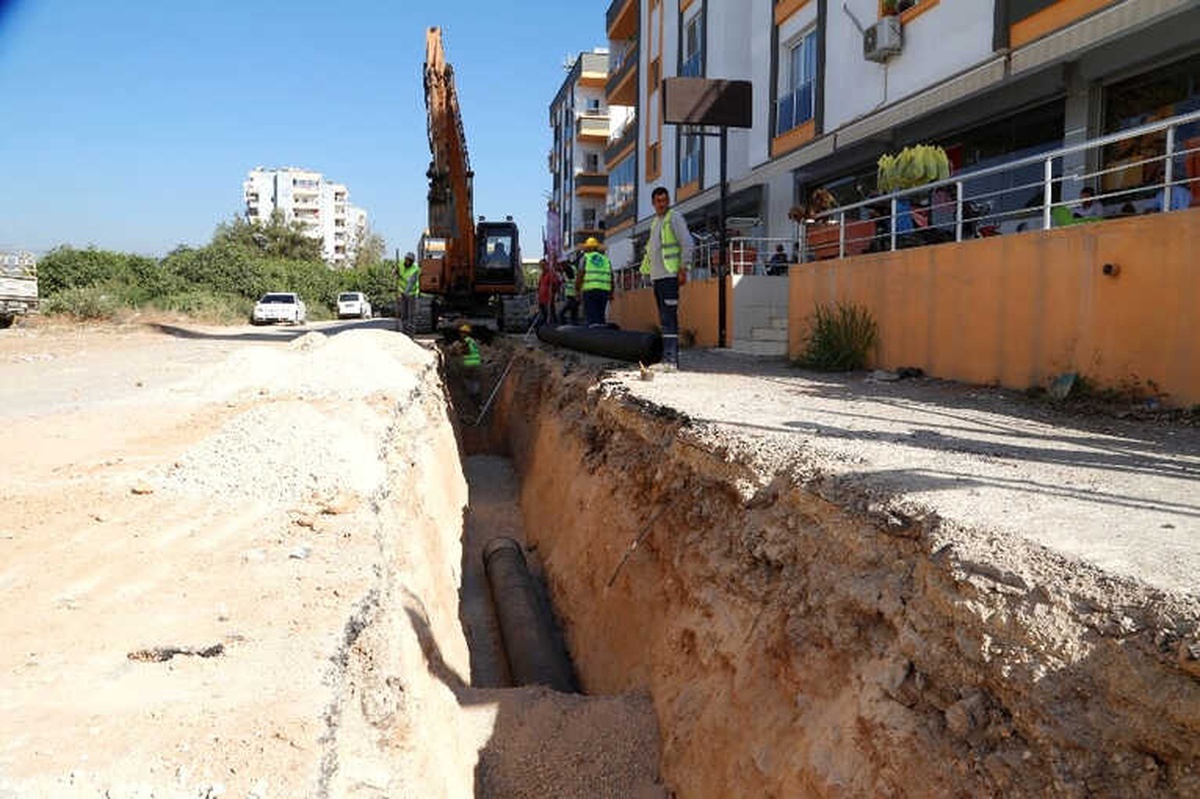 Mezitli\'de 2. Kademe Kanalizasyon Hattı Çalışmaları