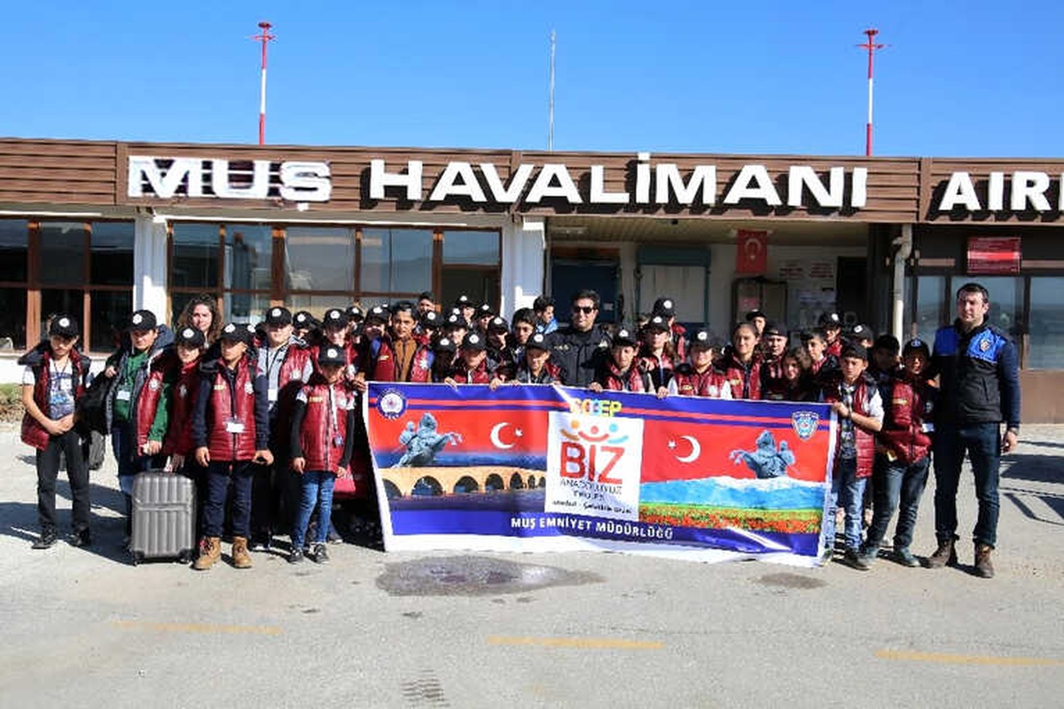 Muşlu Çocukla İstanbul ve Çanakkale\'ye Gönderildi