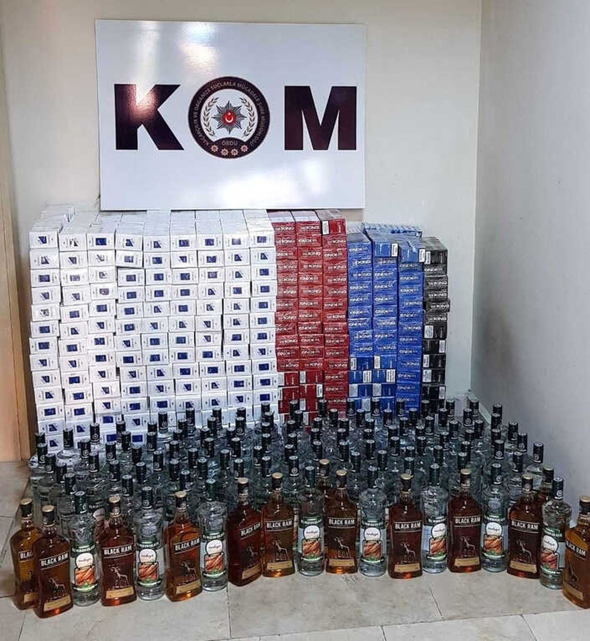 Ordu\'da Kaçak Sigara ve İçki Operasyonu