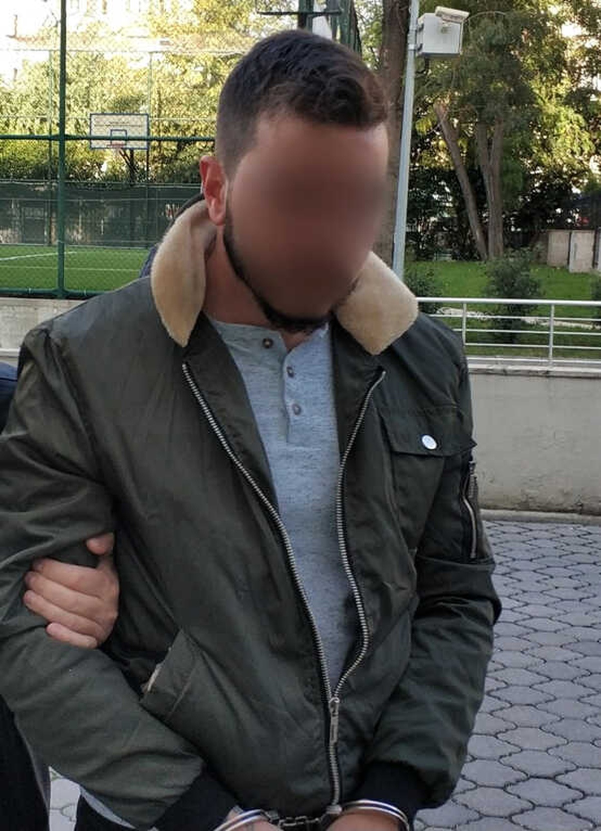 Otomobil Kurşunlamaya Tutuklama